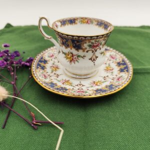 Tazza e Piattino Vintage Queen's China Staffordshire