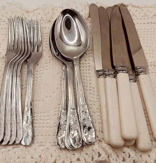 Collezione Posate Sheffield Vintage-Pezzi Unici da Tavola - immagine 6