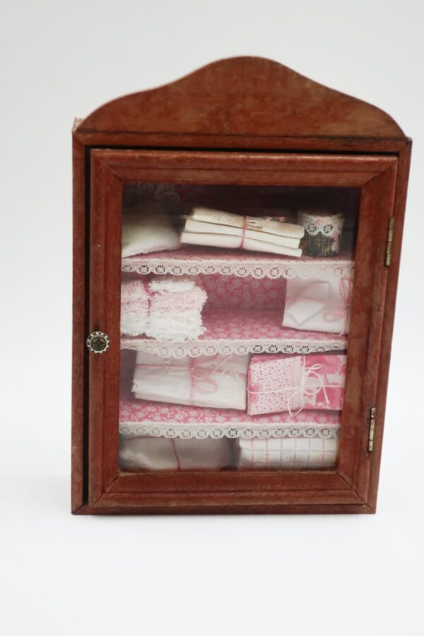Vetrinetta Decorativa Vintage in Miniatura-Eleganza Shabby